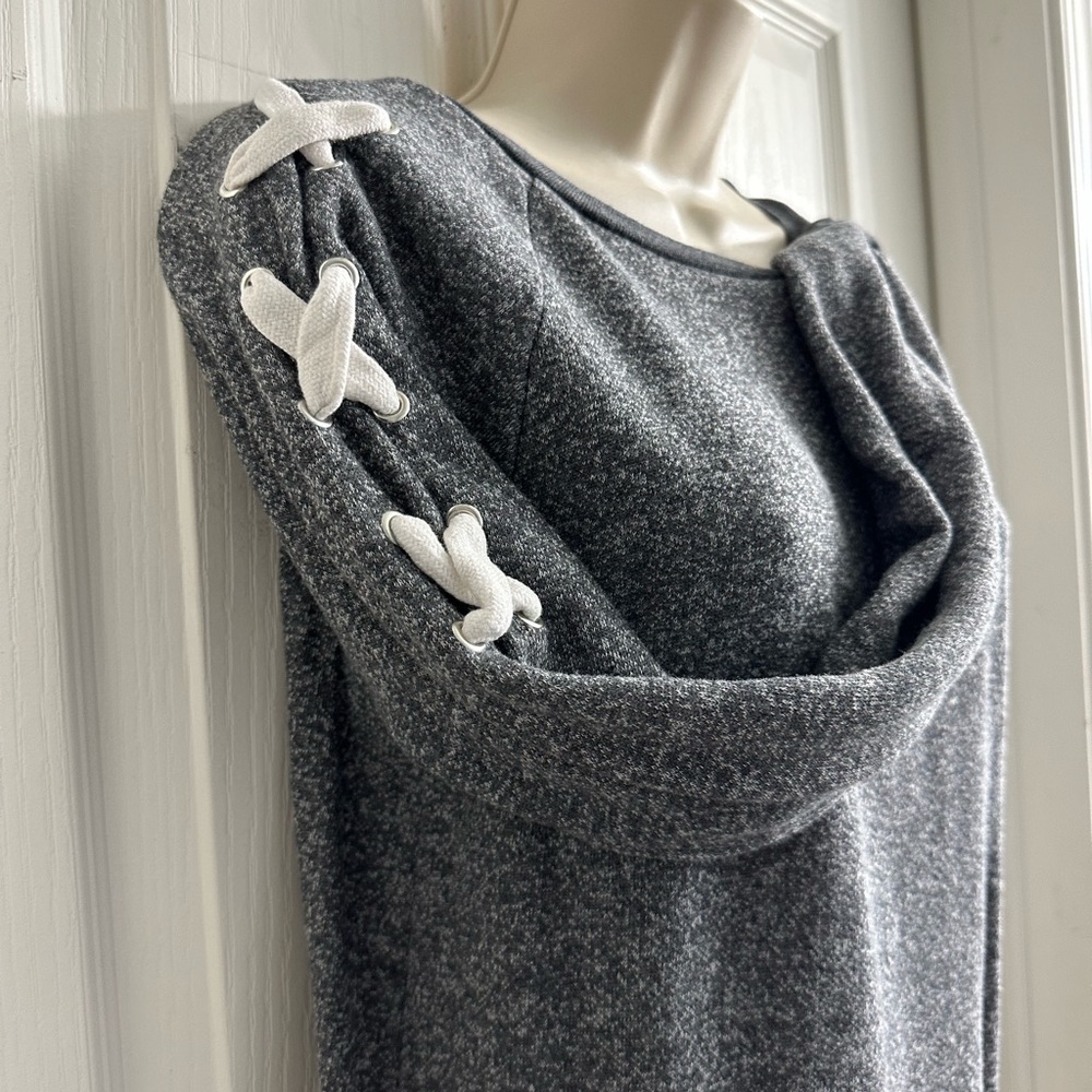Long Sleeve Shirt/Sweater